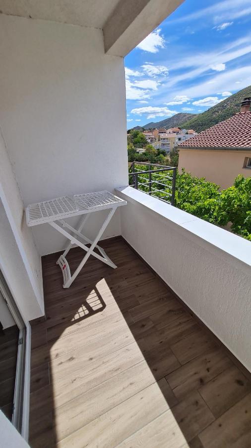 Apartmani Mlinar - Studio Apartment Grebastica Exterior photo